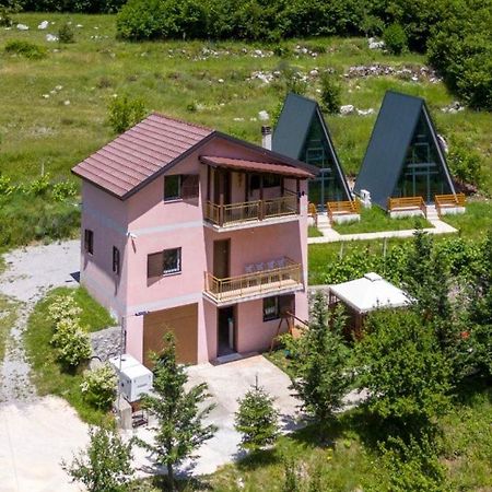 Arditi'S Villa Shkoder Exterior photo